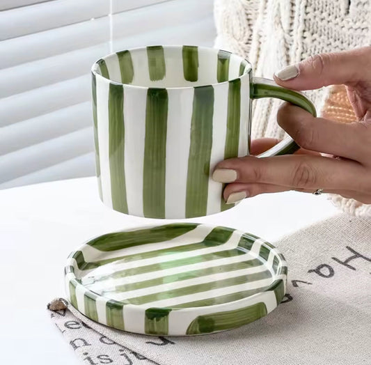 Tasse en céramique avec coupelle verte – Idéale pour matcha latte ou thé vert