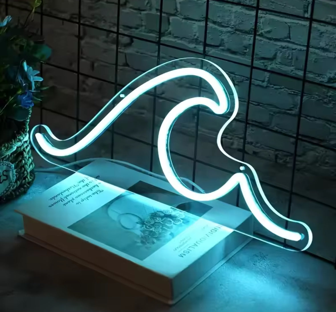 Enseigne lumineuse LED vague – Néon turquoise esprit océan et tropical