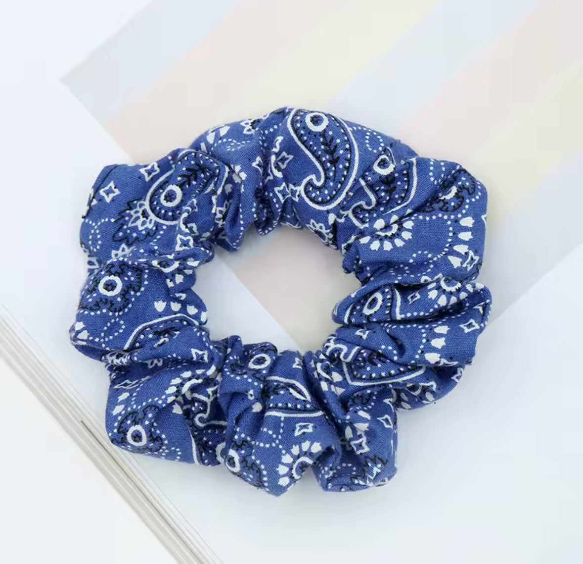 chouchou cheveux bandana style rétro mode femme