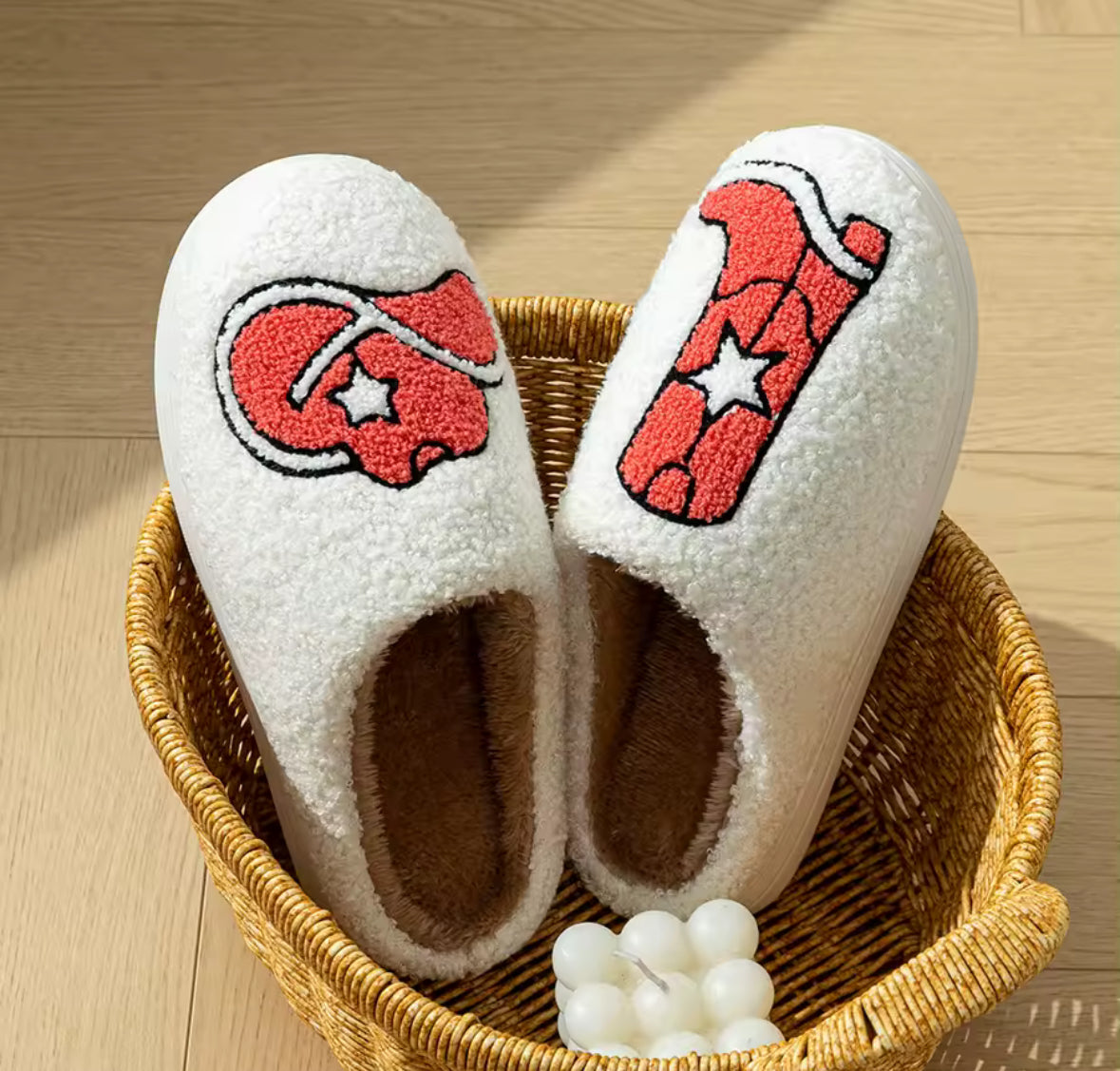 Chaussons fashion femme inspirés Rihanna Taylor Swift, cocooning hiver