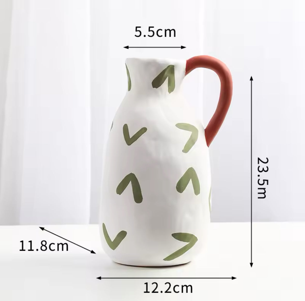 Vase en céramique sculpté – Un objet déco unique pour une touche artistique