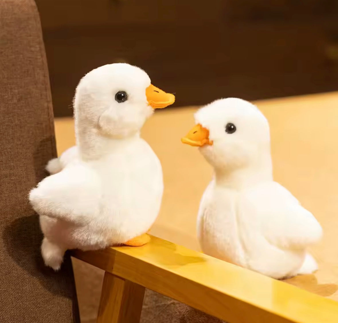 peluche canard mignonne coussin déco chambre salon