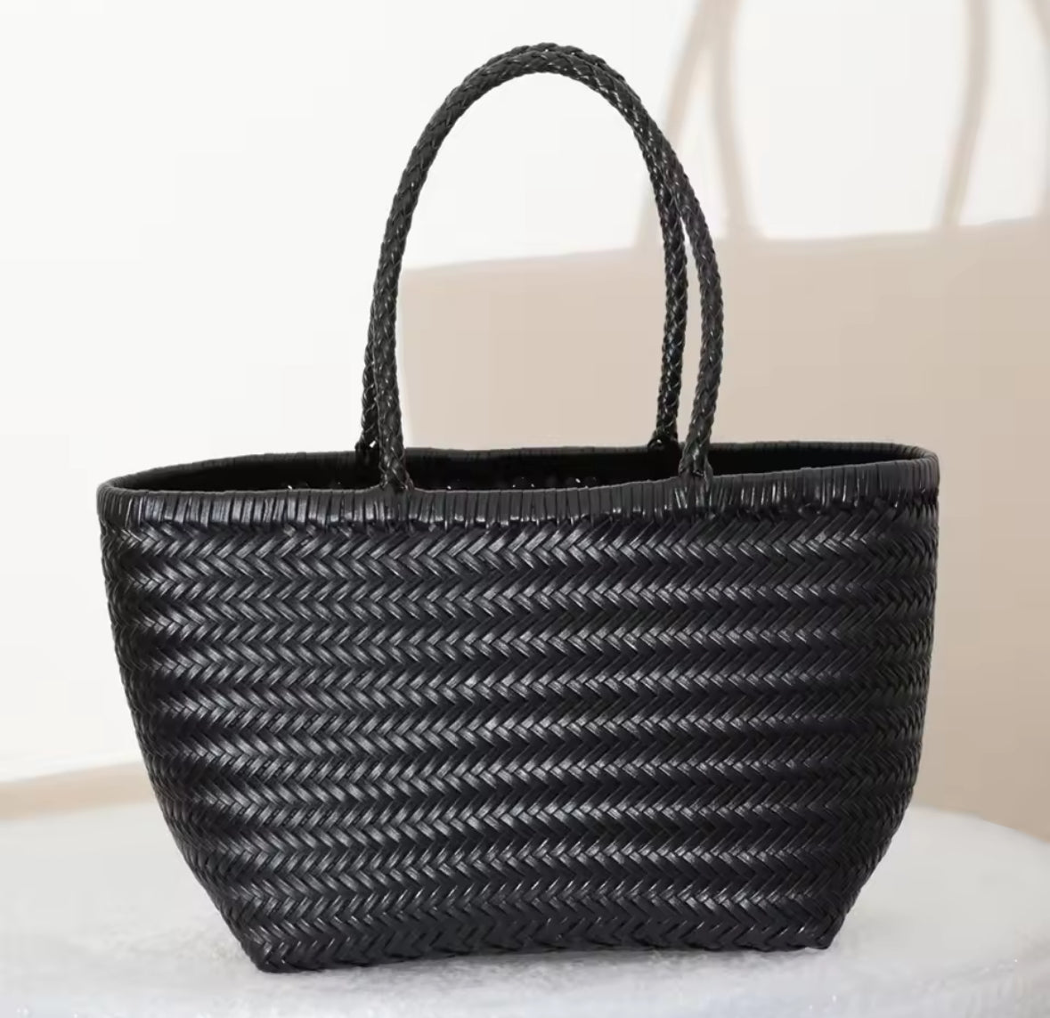 Sac tressé en cuir véritable