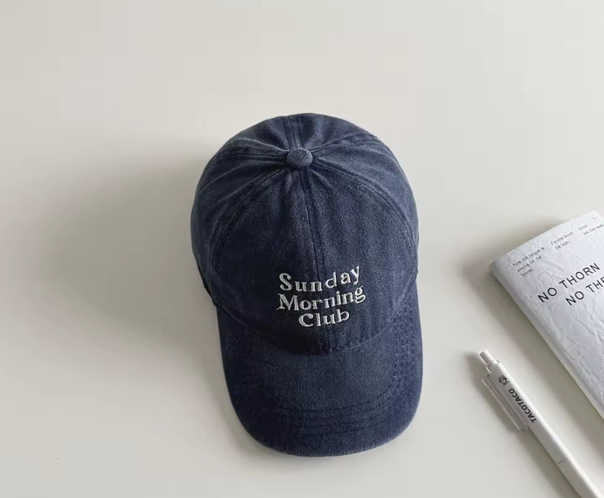 Casquette Sunday Morning Club – accessoire mode iconique pour style affirmé