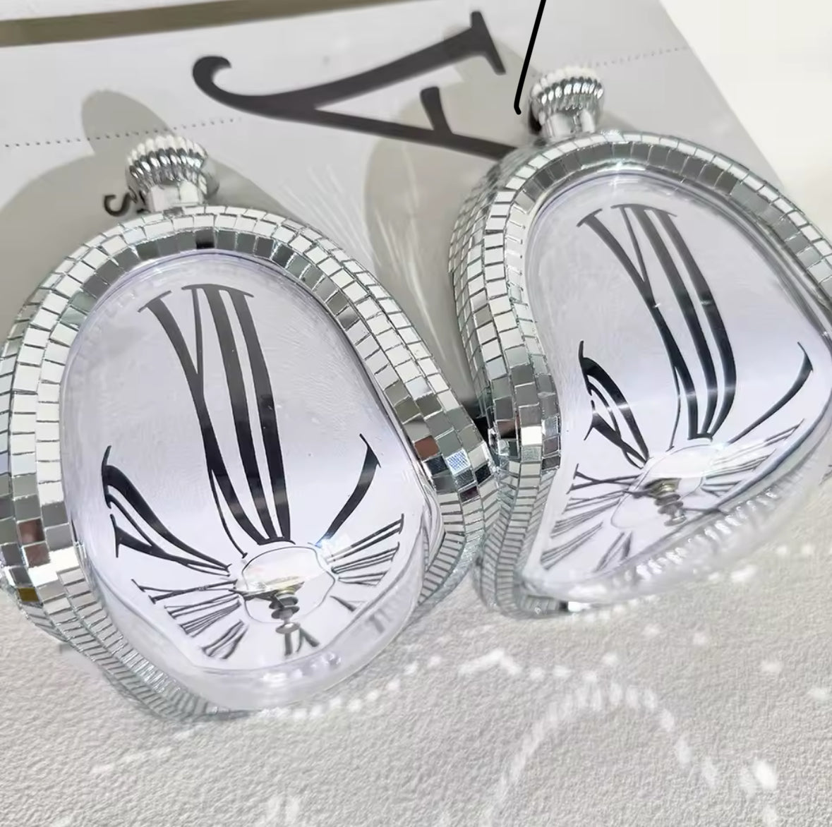 Horloge Disco Fondante
