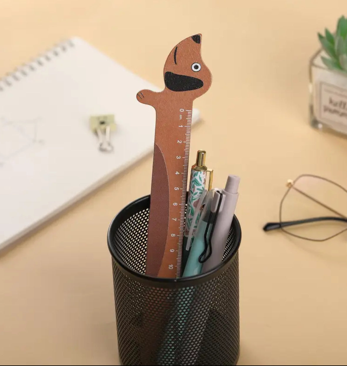 Règle 15 cm motif Teckel – outil de mesure millimétré élégant et pratique pour étudiants et créatifs