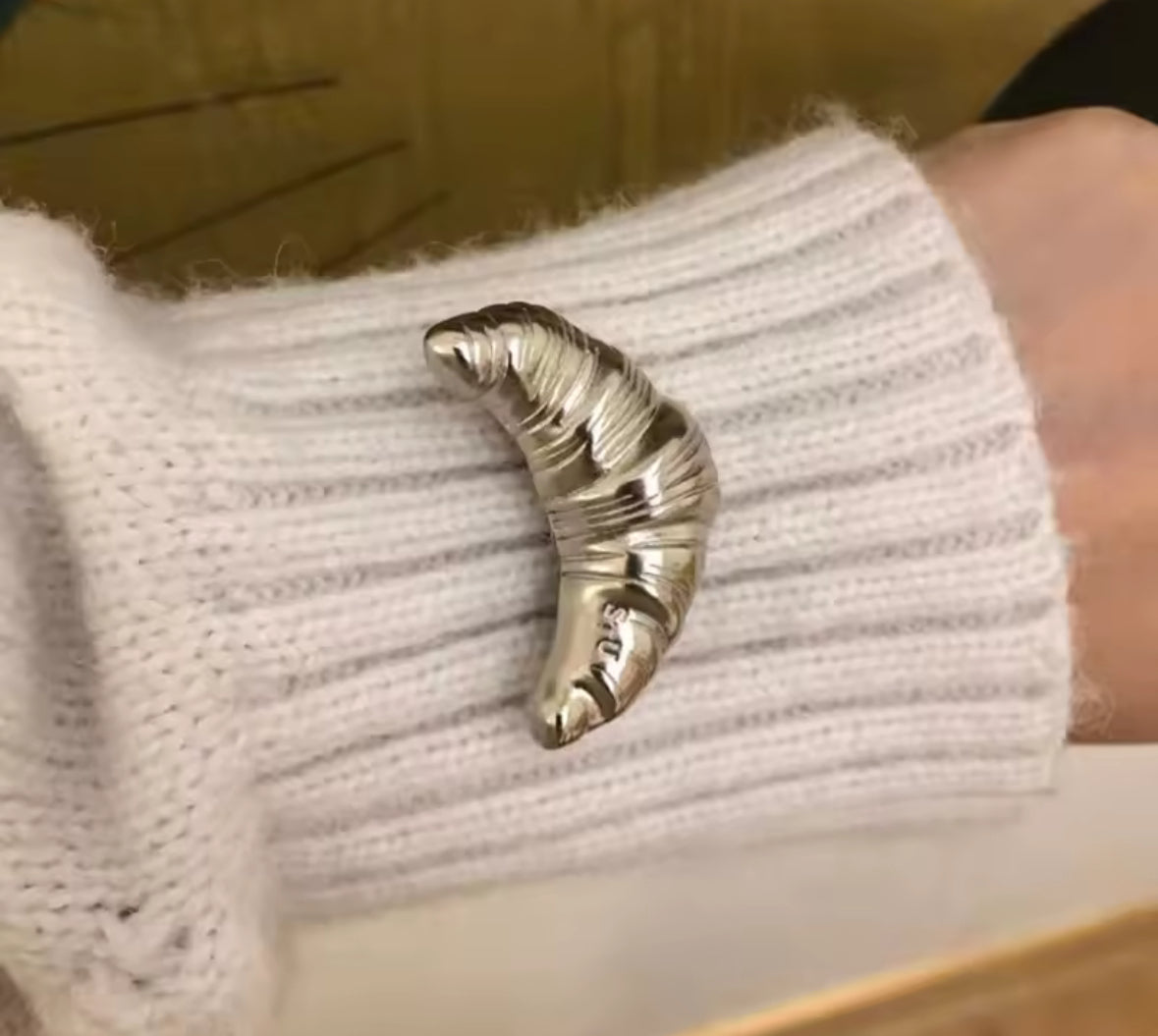 Broche Croissant