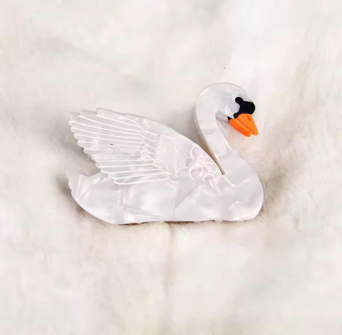 Pince à cheveux en forme de cygne blanc nacré – Style poétique