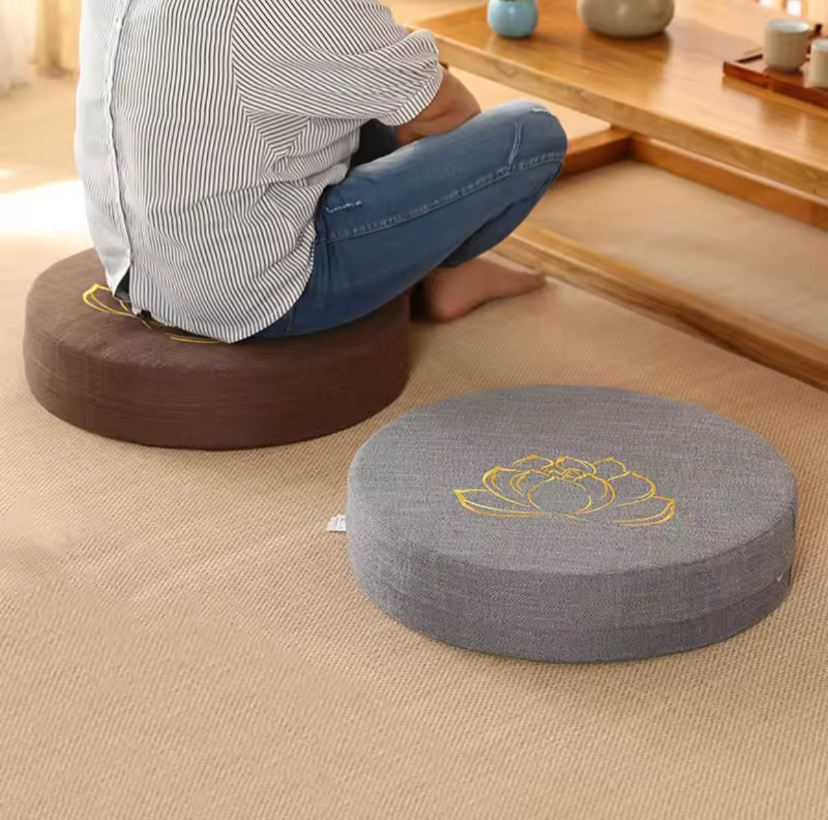 Coussin de méditation design zen – assise confortable en lin pour pratique yoga ou coin lecture