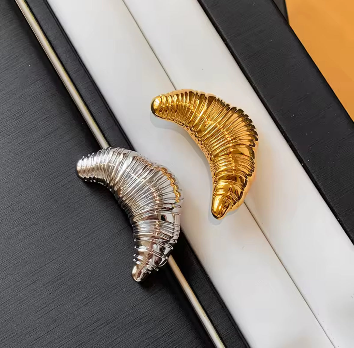 Broche Croissant