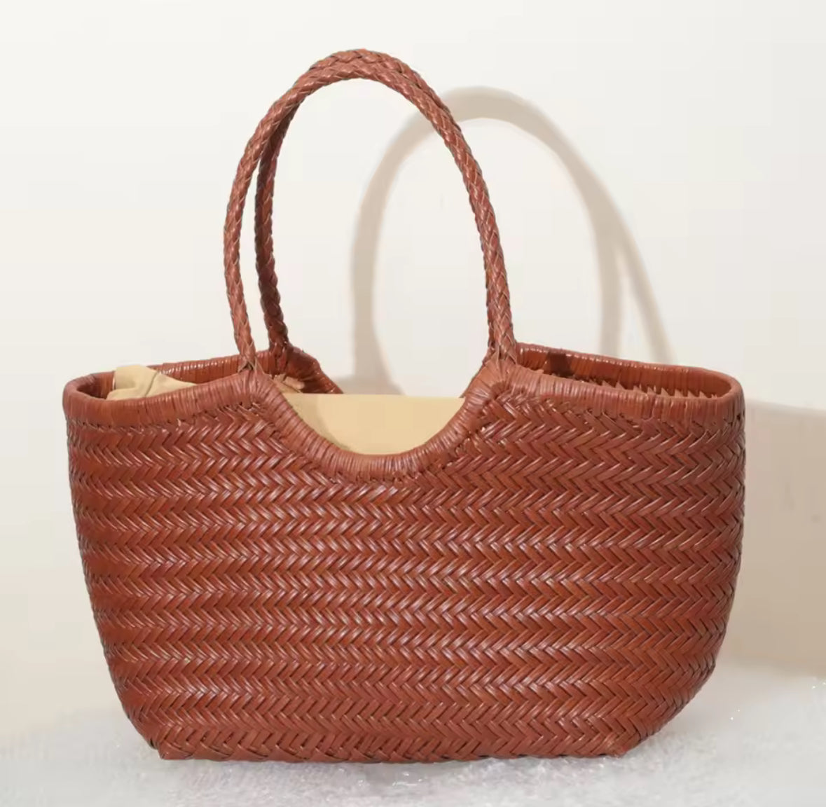 Sac cabas cuir tressé Maison Pamplune élégant