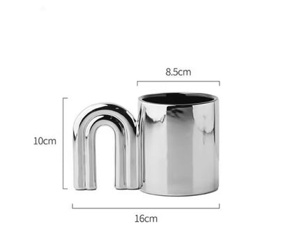 Mug chromé élégant Maison Pamplune – accessoire déco contemporain