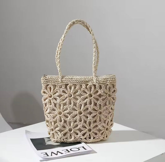 Sac cabas fleuri en paille style bohème, grand sac été femme tendance plage et marché