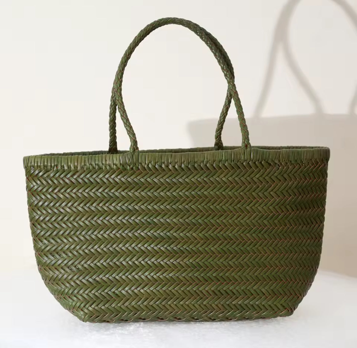 Sac tressé en cuir véritable