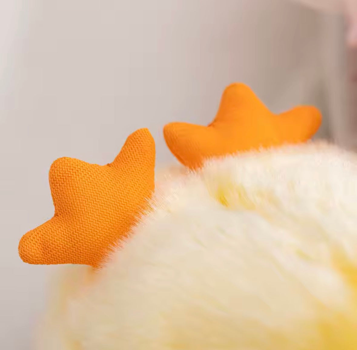 coussin poussin moelleux objet déco tendance maison