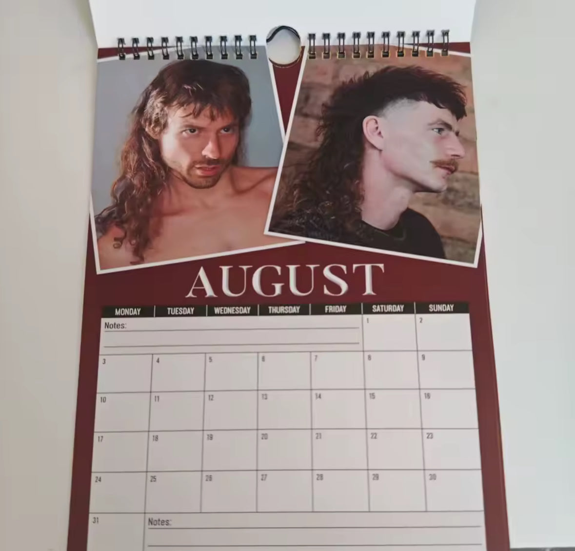 Calendrier 2026 Mulets – Accessoire déco mural tendance et cadeau insolite de fin d’année