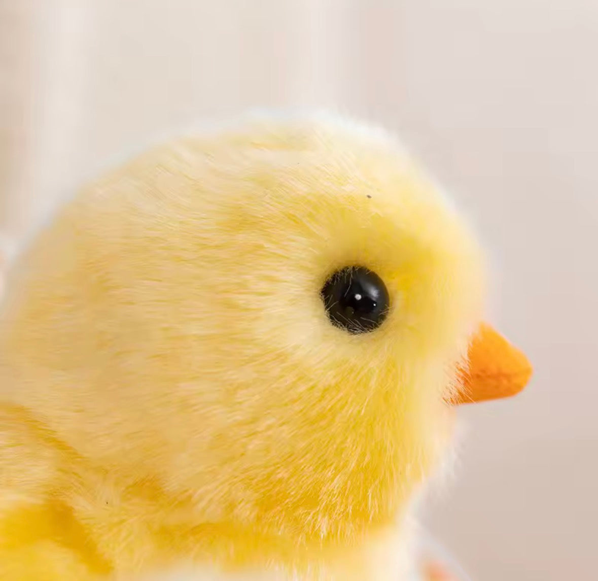 peluche poussin déco intérieure cosy et chaleureuse