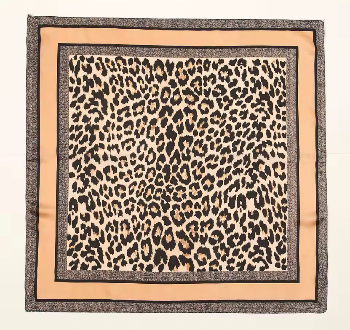 Foulard Carré Femme à Imprimé Léopard