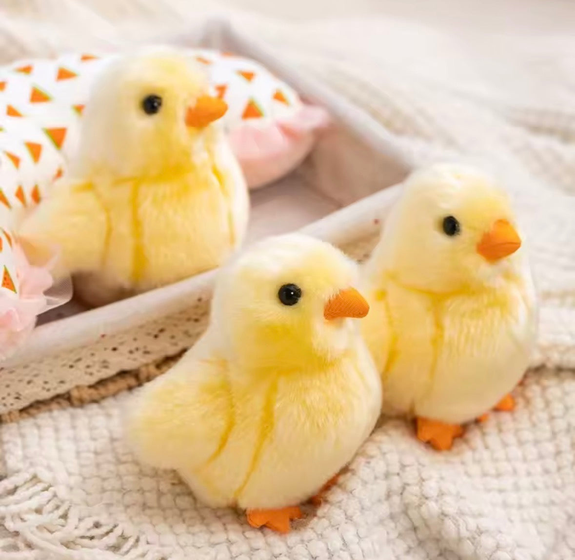 peluche poussin mignonne coussin déco chambre salon