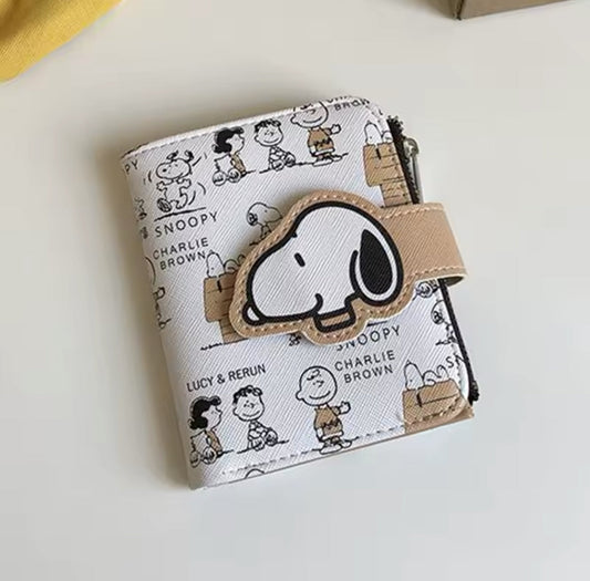 Portefeuille Snoopy compact avec fermeture magnétique – Univers Peanuts