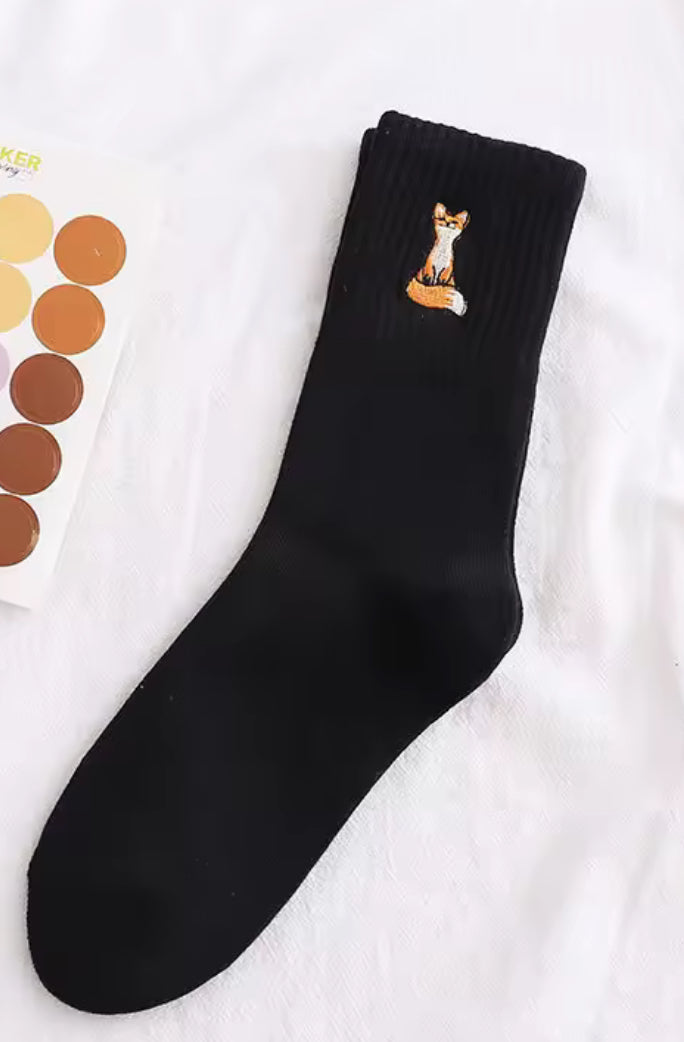 Chaussettes renard noires brodées tendance